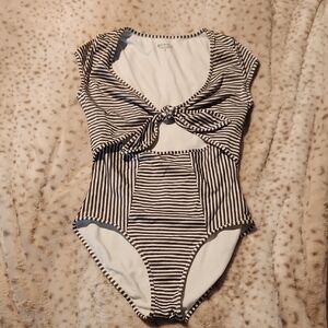 New Athleta Black and White Striped One-Piece Swimsuit Small